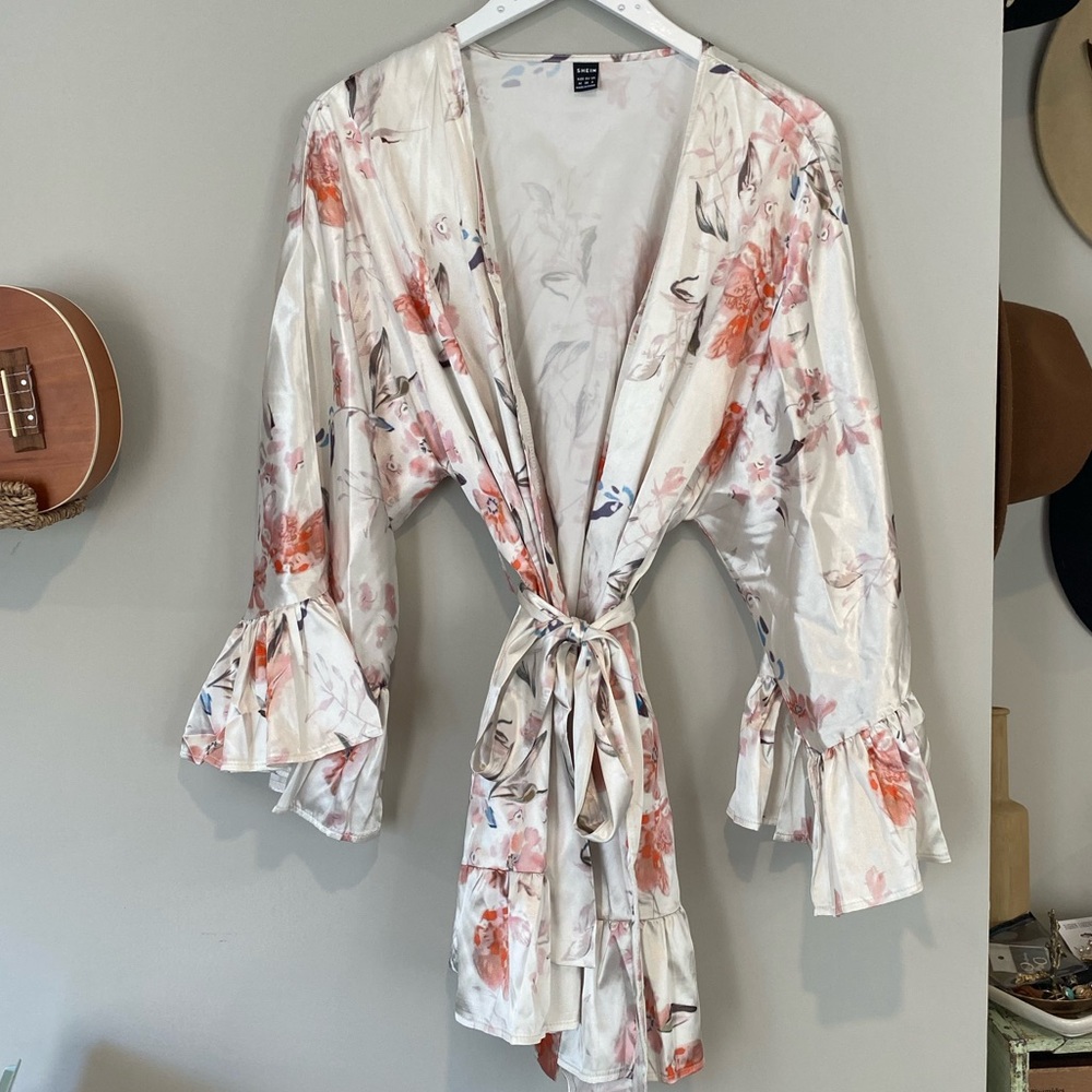 Bridal Getting Ready Robe - Picture 5 of 5